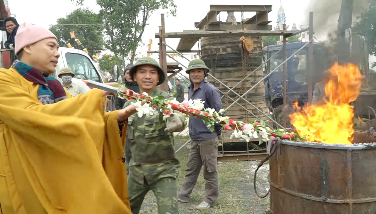 [Huyện Thanh Liêm] Long trọng tổ chức lễ đúc đại hồng chung tại chùa Ninh Tảo, xã Thanh Bình, huyện Thanh Liêm, tỉnh Hà Nam 