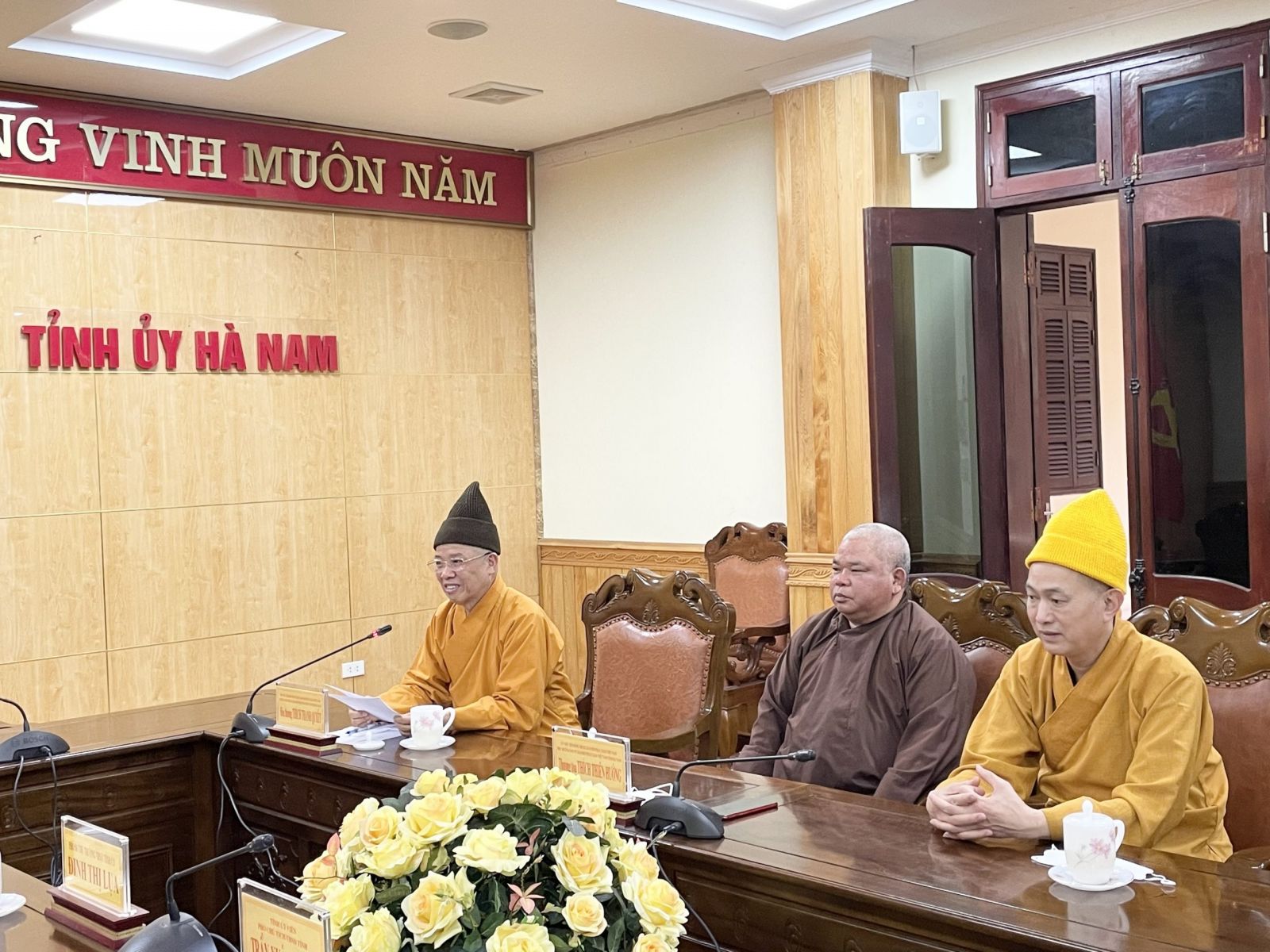 Phật giáo Hà Nam làm việc cùng Tỉnh uỷ về kế hoạch tổ chức Đại Hội Phật giáo tỉnh.